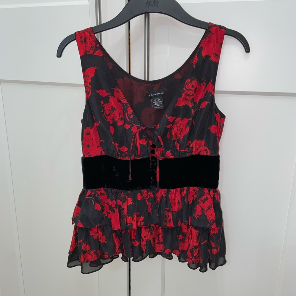 Beautiful Moda International Peplum Ruffle Top. - Picture 2 of 7